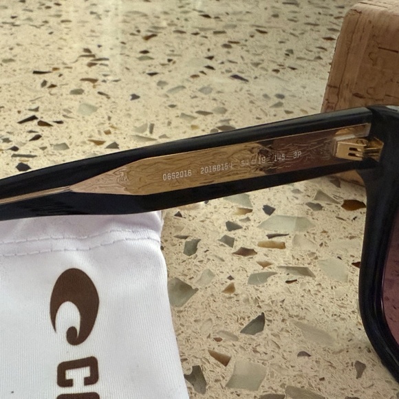 Women’s Costa Sunglasses main image 5